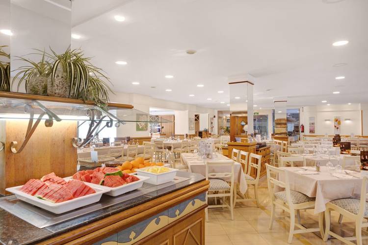Buffet restaurant Metropolitan Playa Hotel Palma