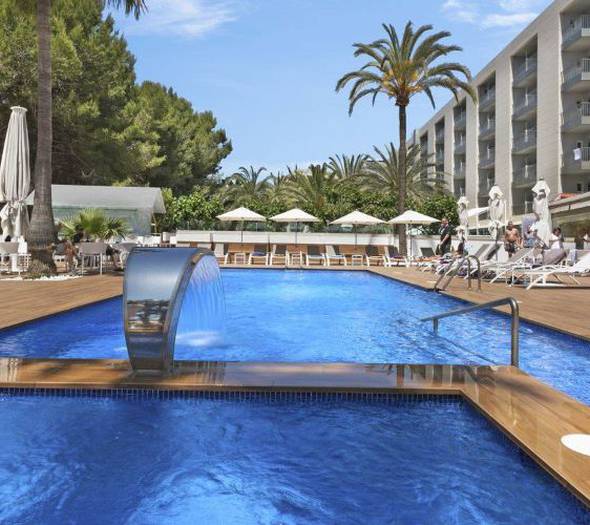 Swimming pool Metropolitan Playa Hotel Palma